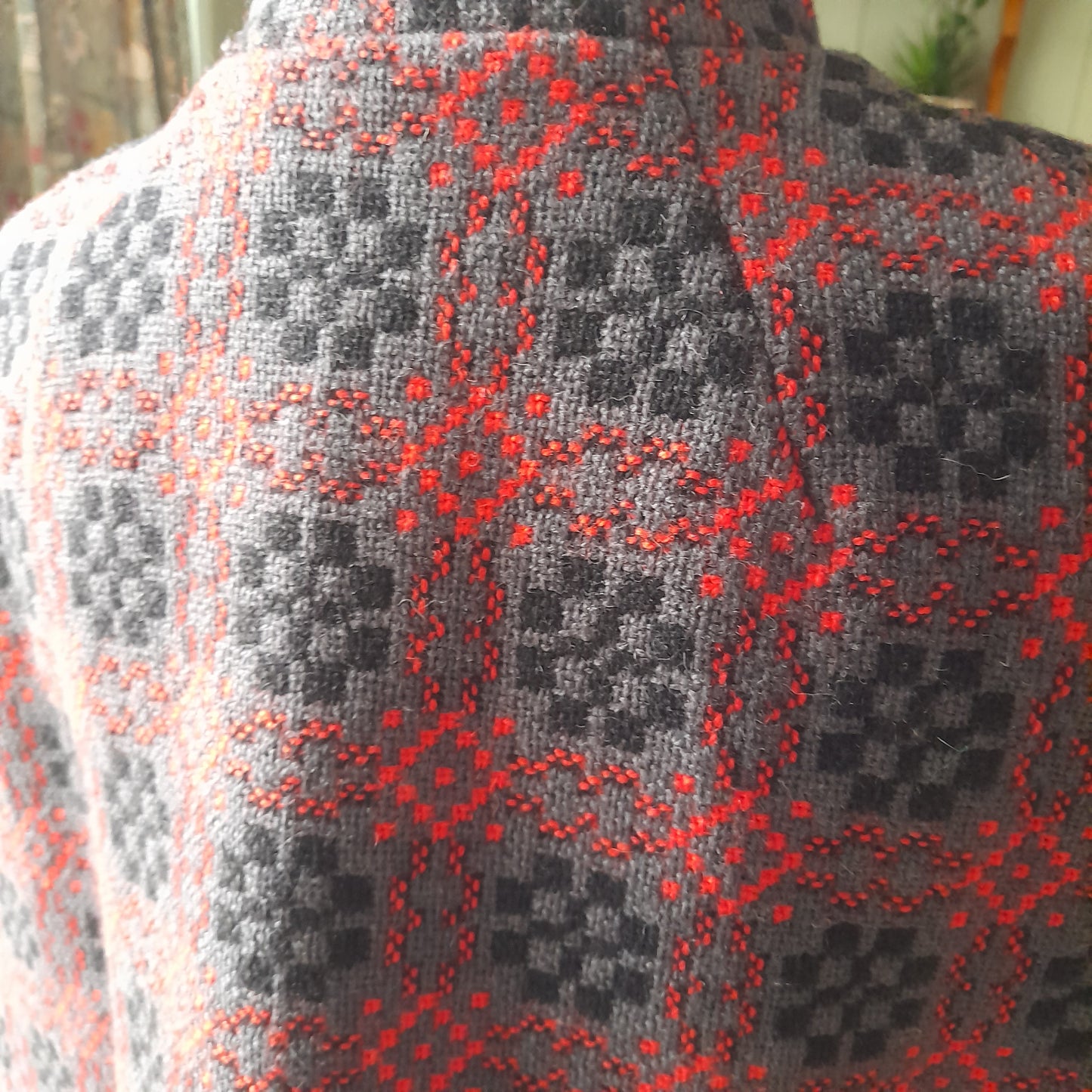 Vintage Welsh Tapestry Cape in Charcoal Grey Red & Black