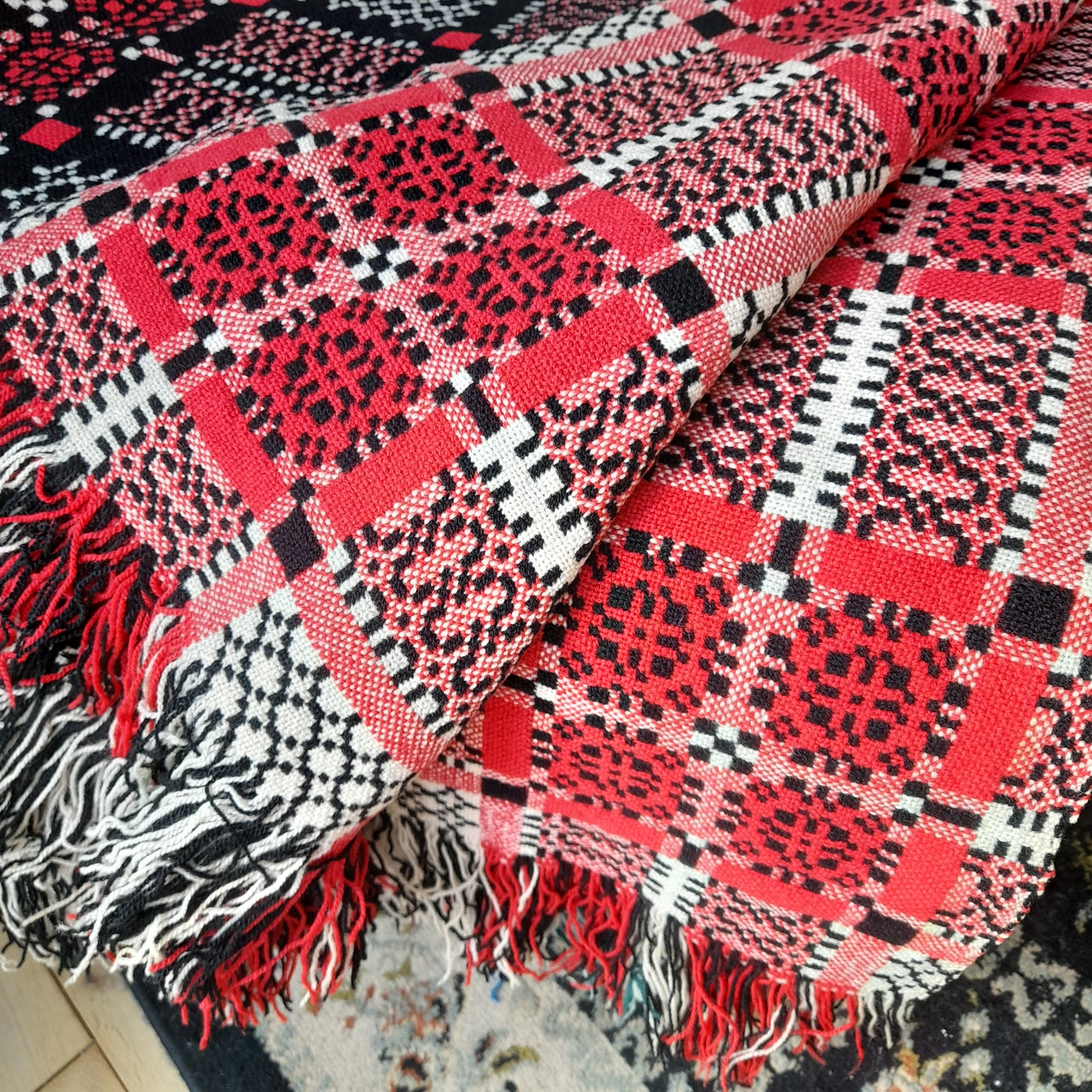 Welsh Tapestry Blanket in Red Black & White Knot Garden by Melin Tregwynt