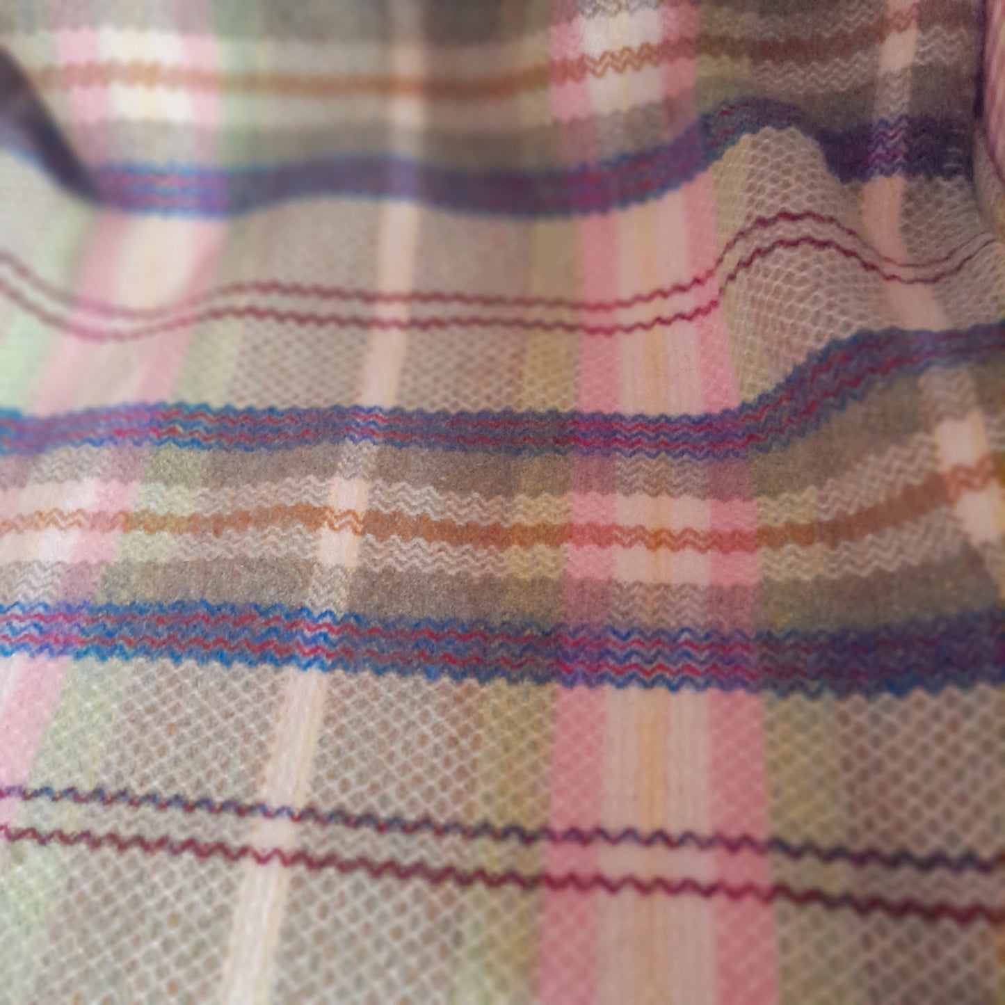 Vintage Cwmgwili Welsh Blanket in Pretty Pastels