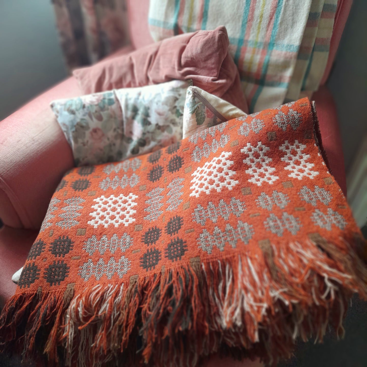Vintage Welsh Tapestry Blanket in Brick Red Brown & Cream
