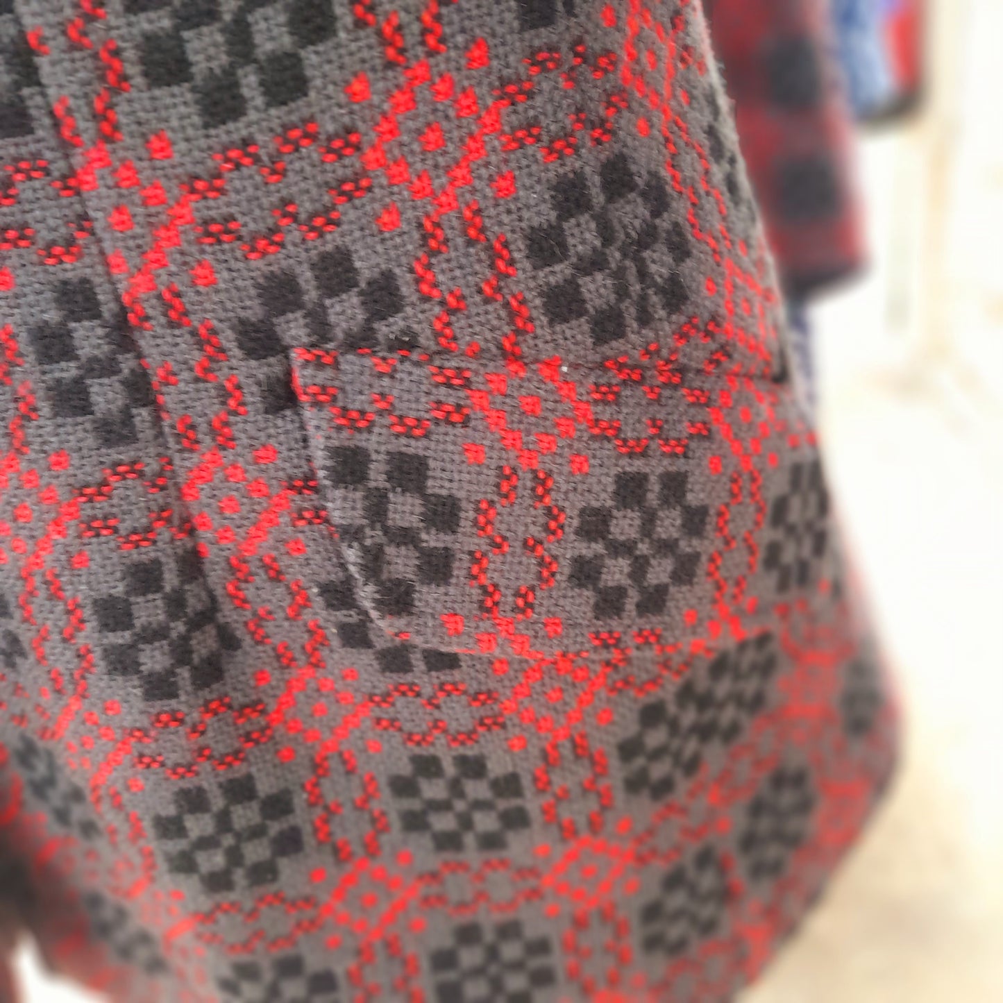 Vintage Welsh Tapestry Tailored Coat/Jacket in Charcoal Grey, Red & Black Size 10/12