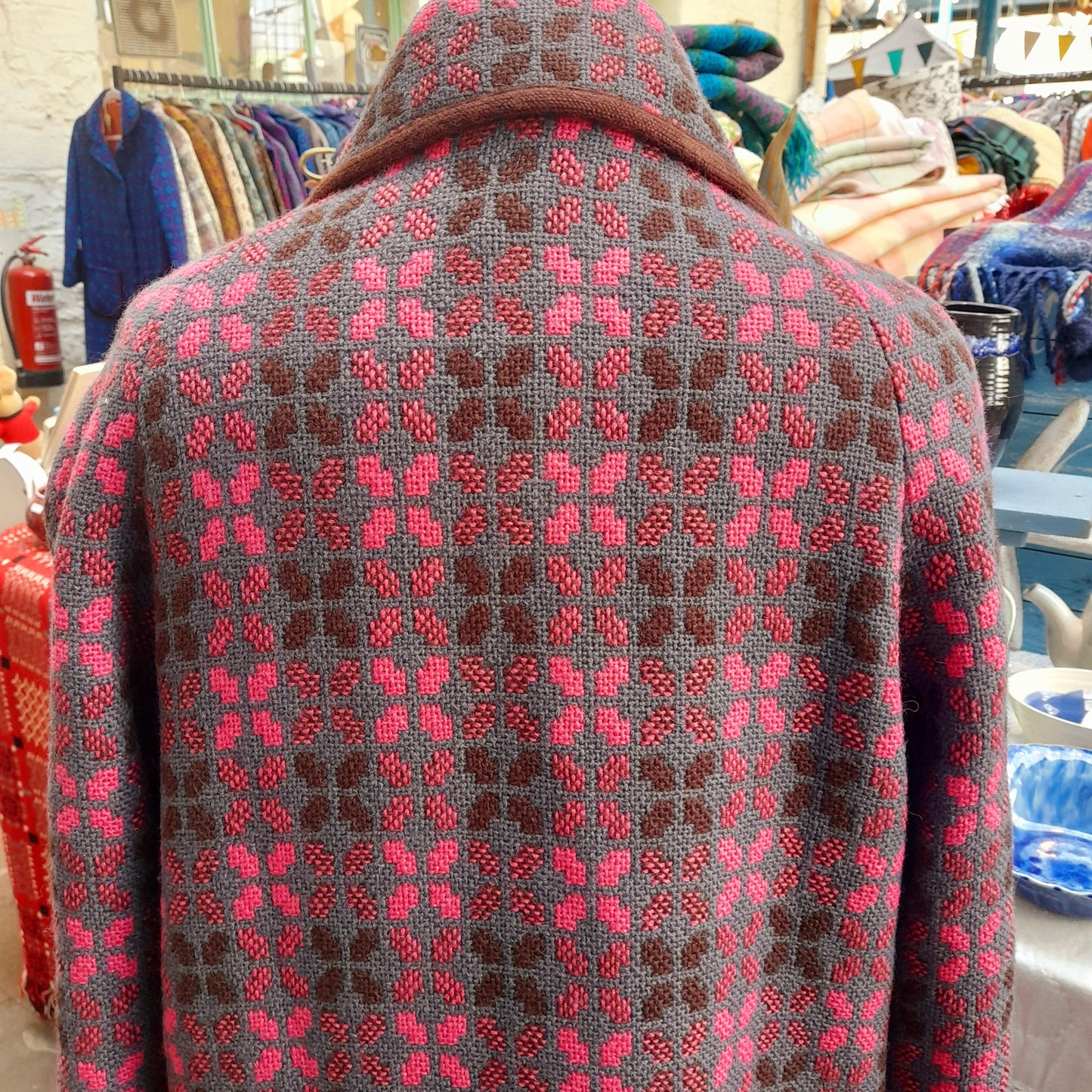 Vintage Full Length Welsh Tapestry Coat in Grey, Pink & Brown Size 14/16