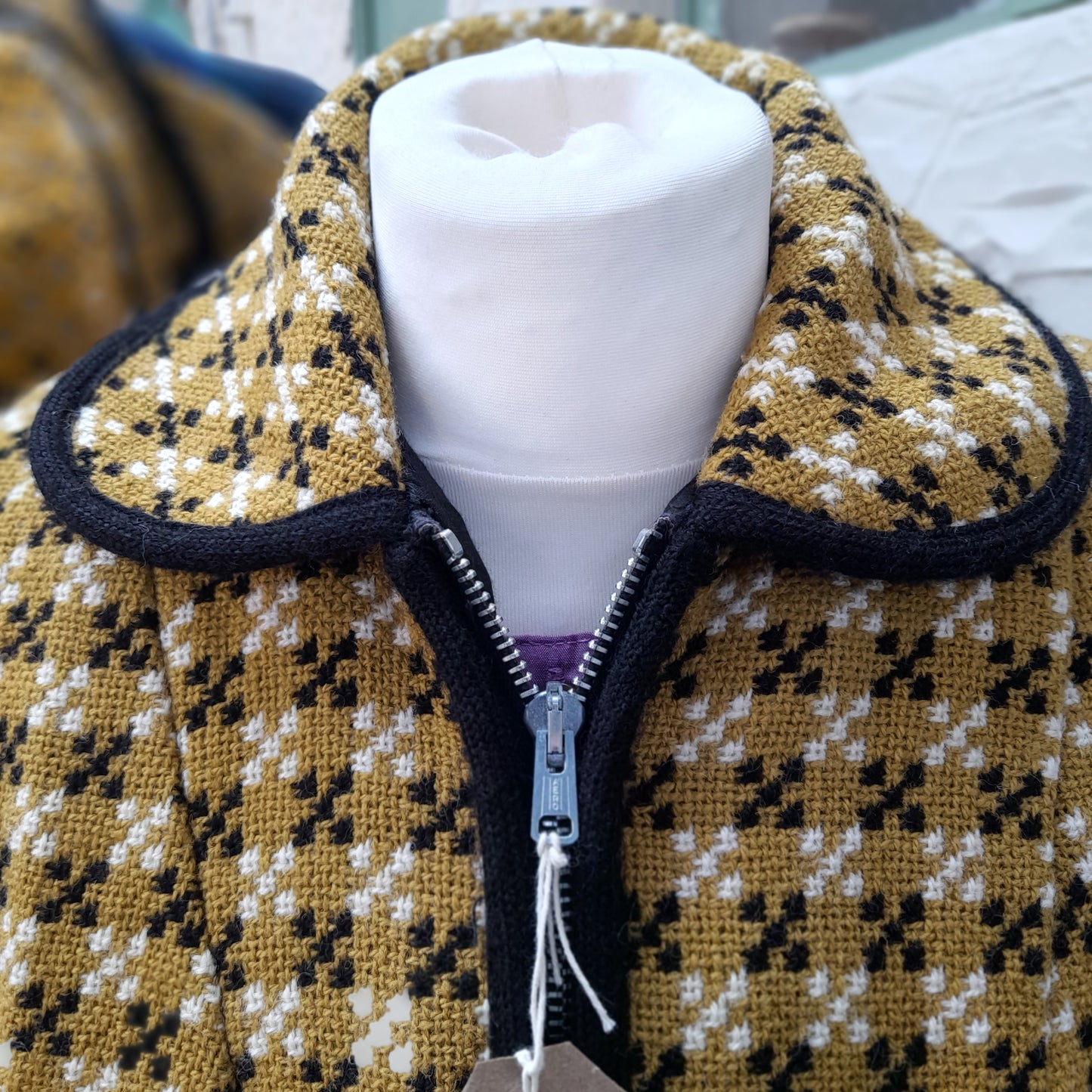 Vintage Welsh Tapestry Zip Up Coat Jacket in Mustard, Black & White Size 8/10