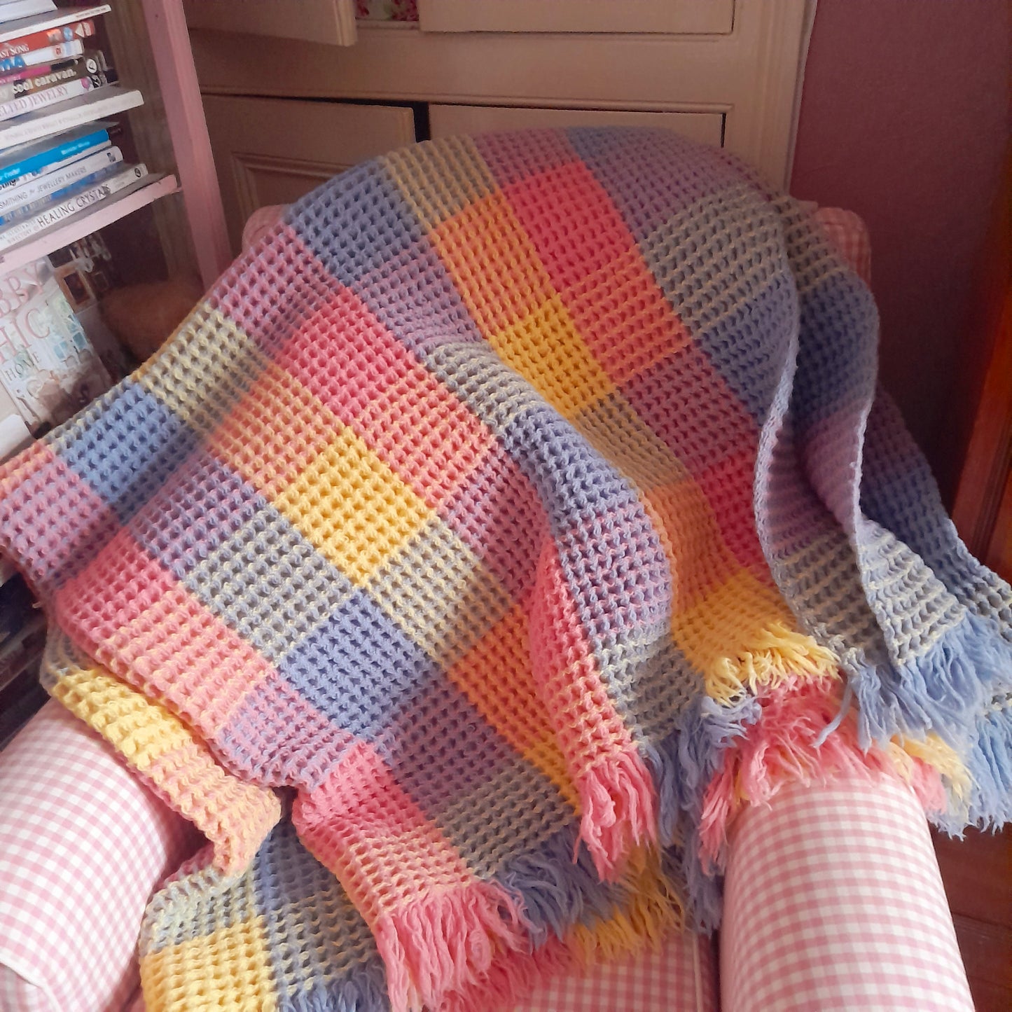 Vintage Welsh Wool Waffle Honeycomb Blanket in Rainbow Pastels Pink Blue & Lemon Check