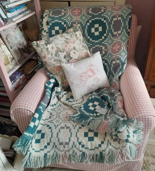 Vintage Welsh Tapestry Blanket in Shabby Chic Teal & Pink on Cream by Trefriw Woollen Mill