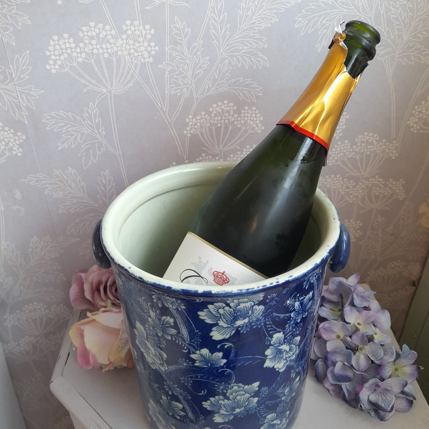 Vintage Blue & White Floral Ceramic Wine Cooler Champagne Bucket