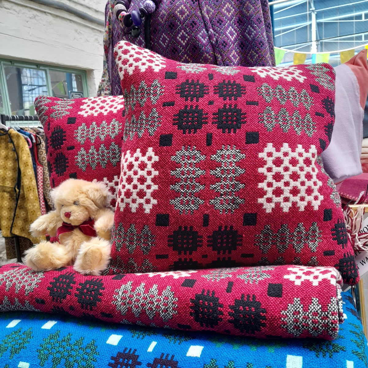 PAIR Handmade Welsh Tapestry Blanket Cushions in Burgundy Red, Black & White 18"