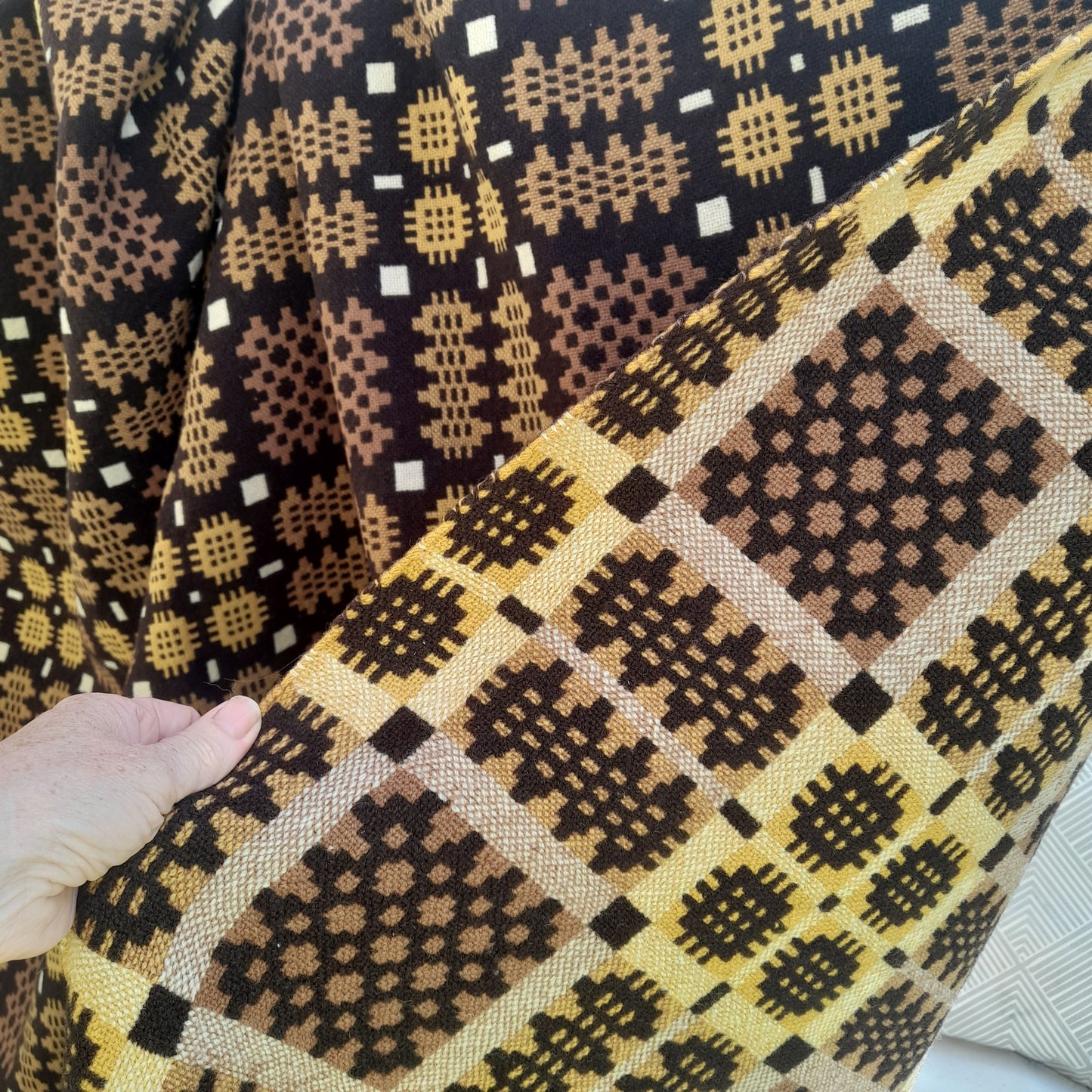 Vintage Welsh Tapestry Blanket in Brown, Gold & Cream by Trefriw Woollen Mill