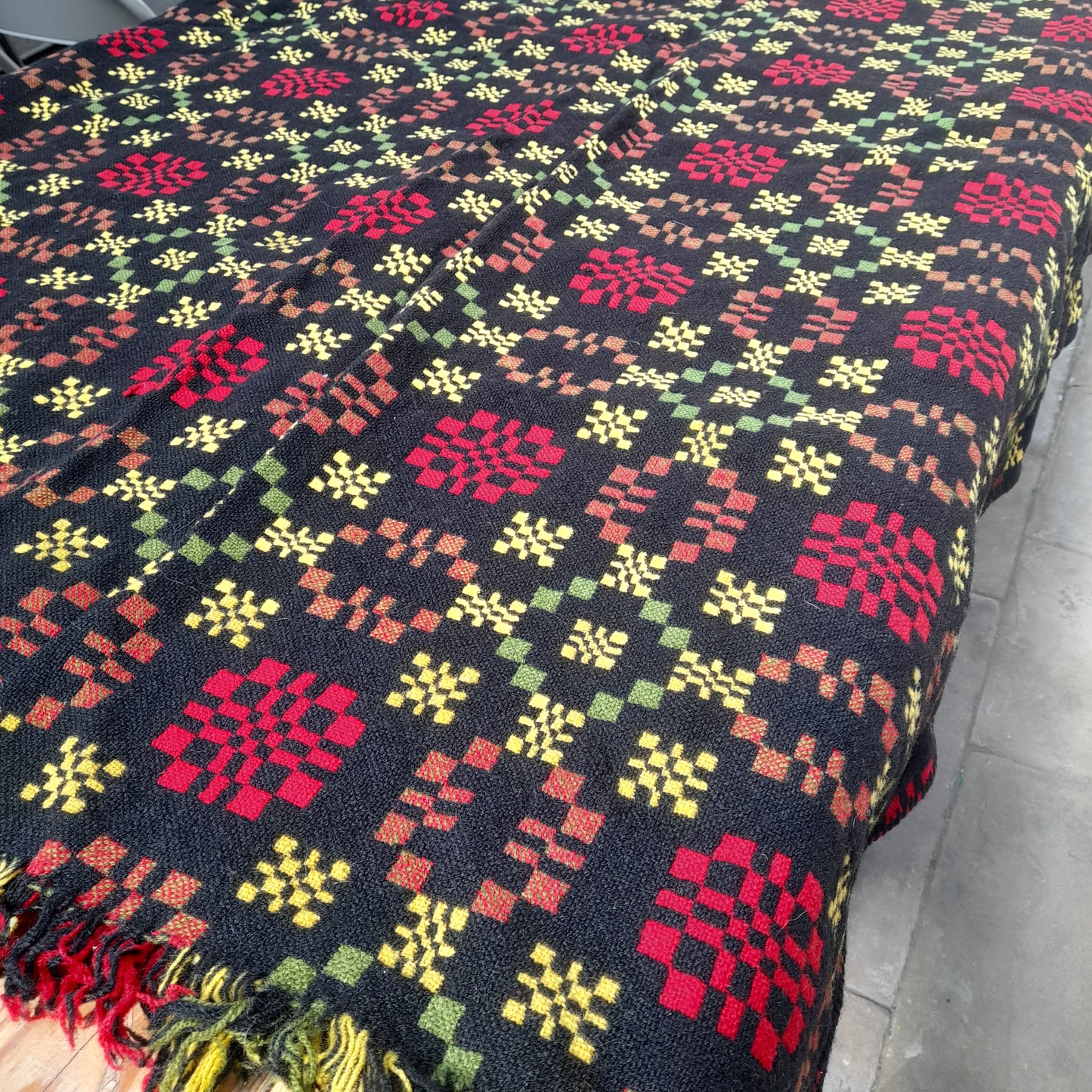 RARE Vintage Welsh Tapestry Blanket in Black, Red, Yellowy Green by Ben Jones at Alltcavan Mill King Size