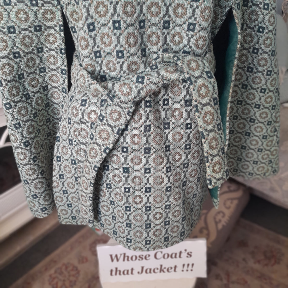 Vintage Welsh Tapestry Cape/Poncho in Green Geometric Design Size 8/10
