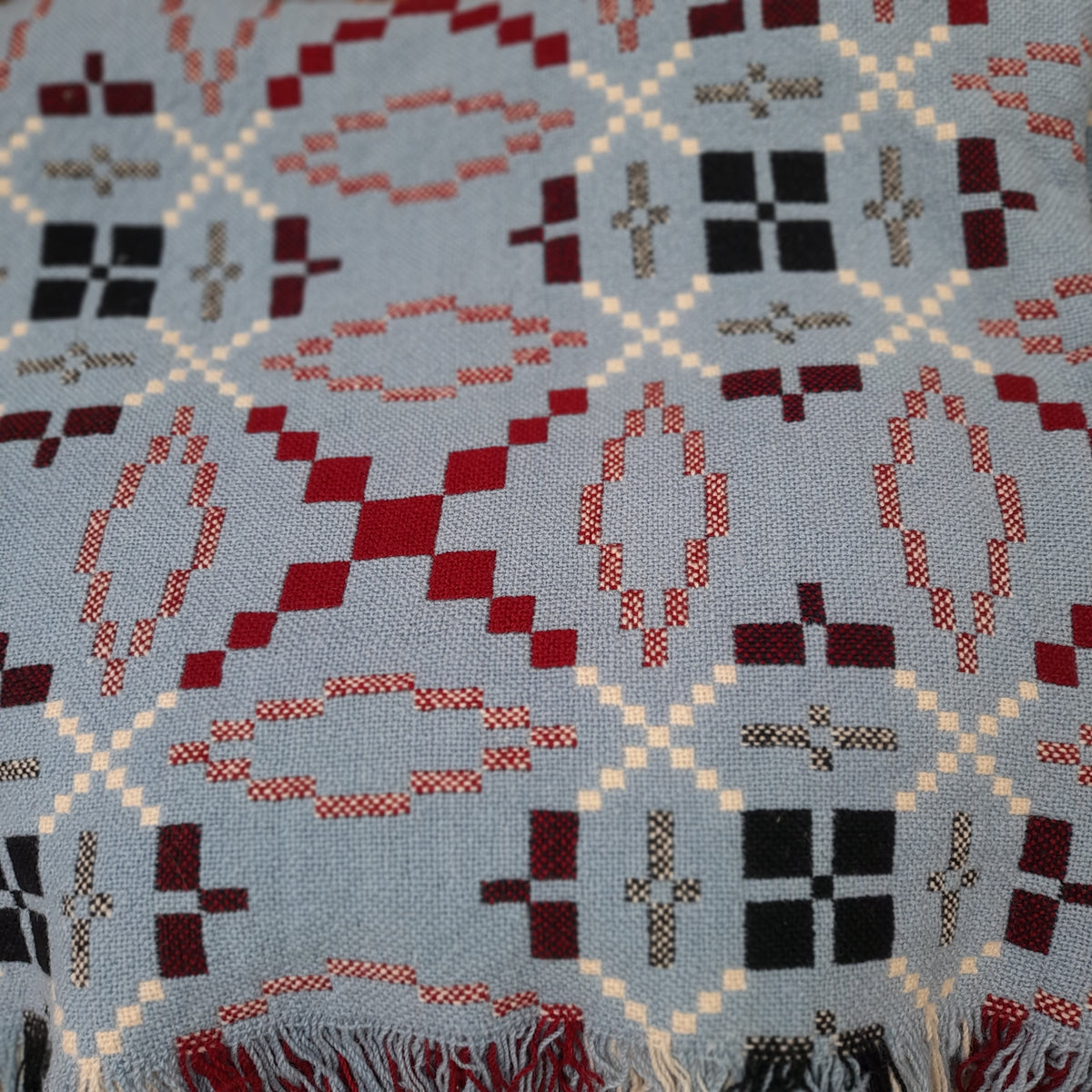 Rare Vintage Welsh Tapestry Blanket in Wedgwood Blue, White, Black & Burgundy Claret King Size