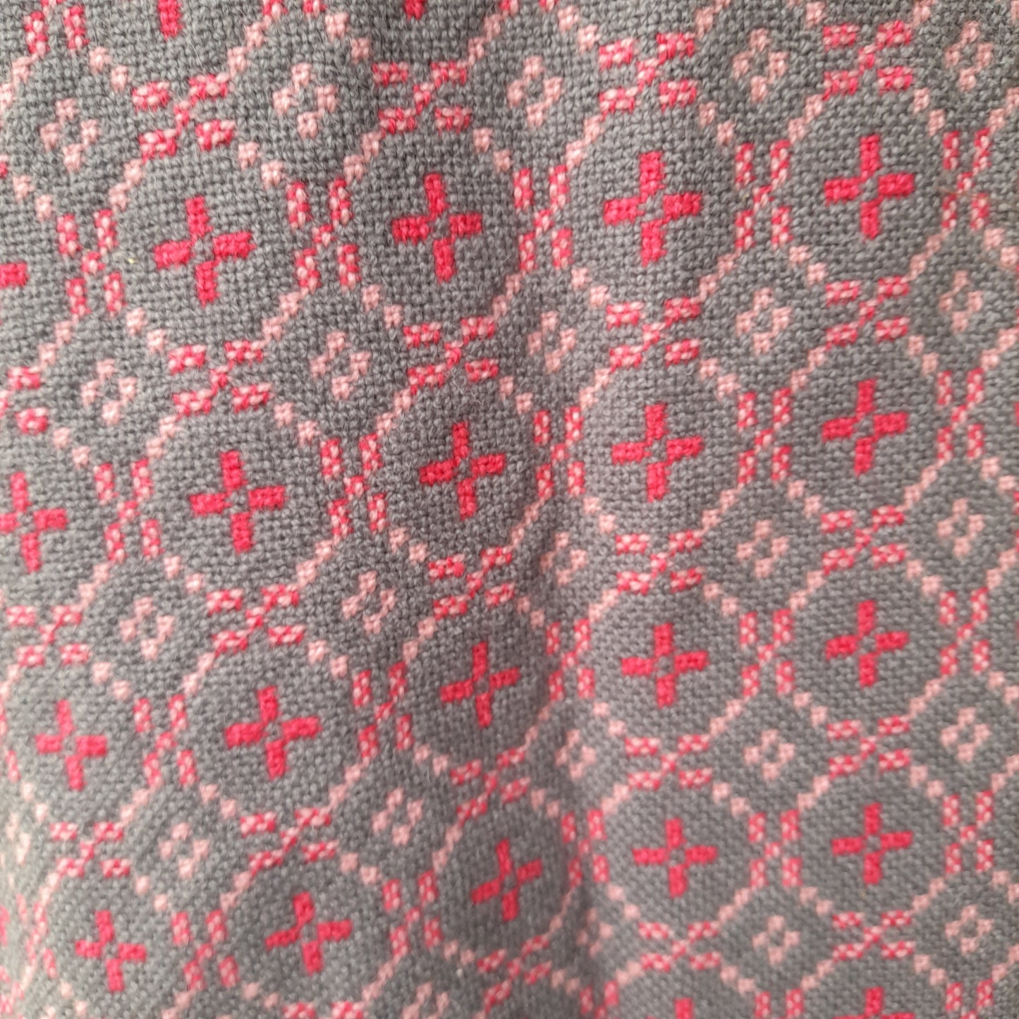 Vintage 1960s Welsh Tapestry Waistcoat in Grey & Pink Size 12/14