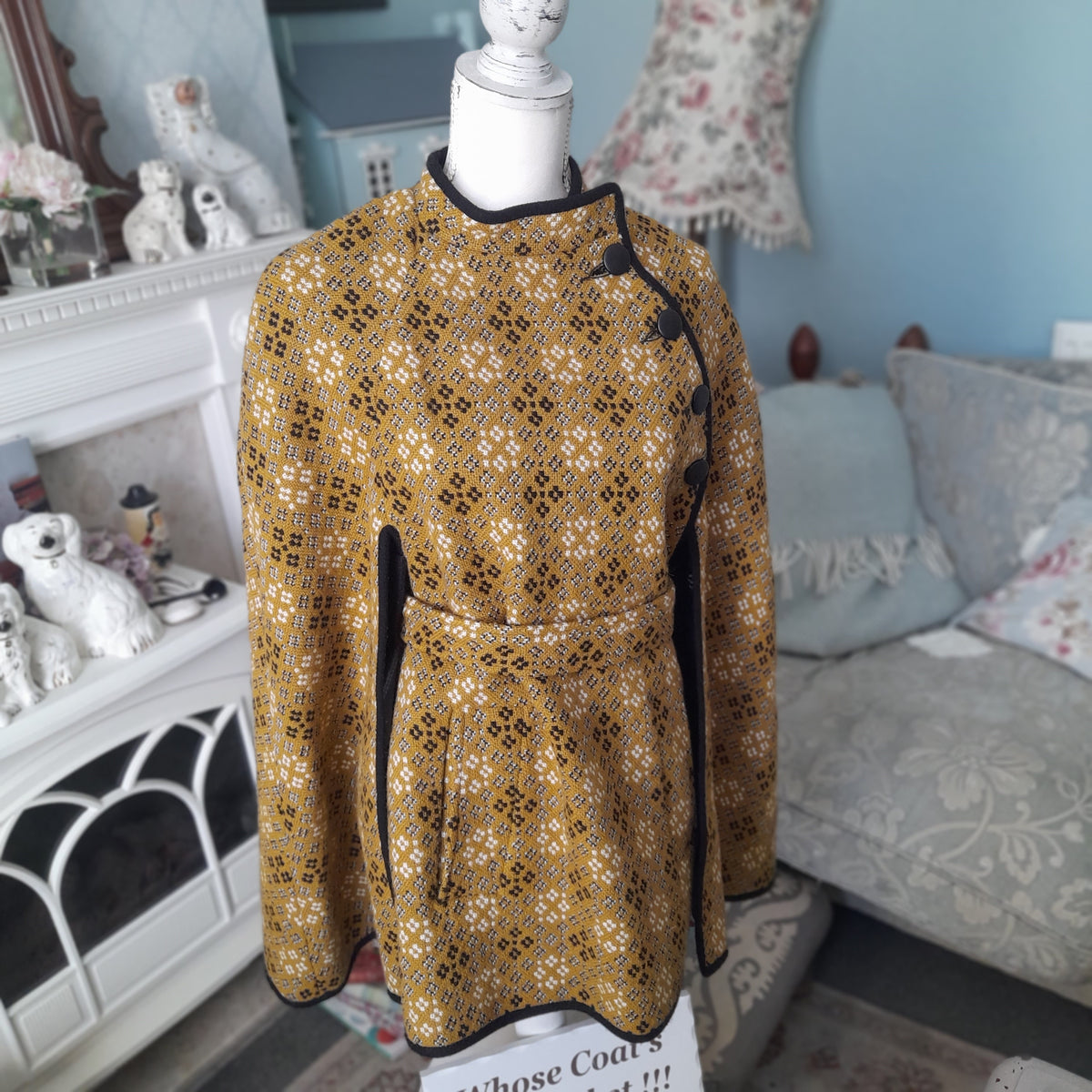 Vintage Welsh Tapestry Cape/Poncho in Mustard, Black & Cream Size 12/14