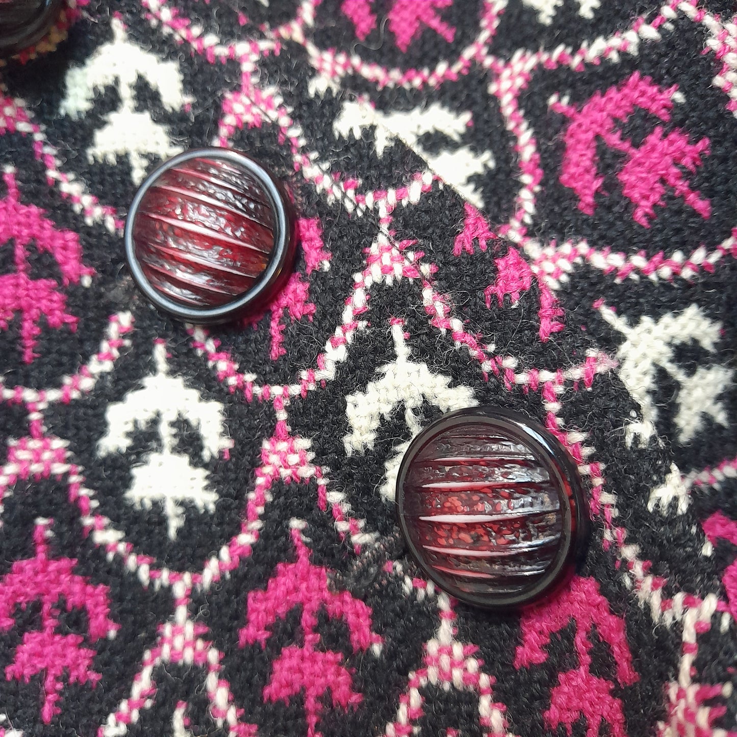 Vintage Welsh Tapestry Cape in Pinky Red, White & Black by Brynkir Mill