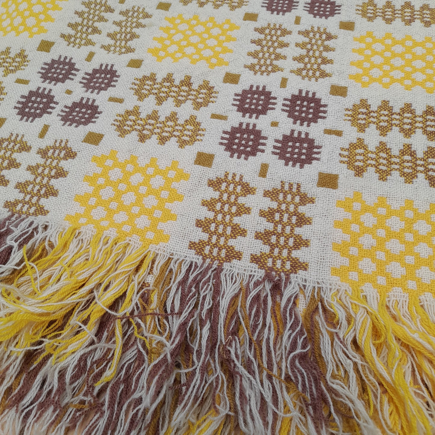 Vintage Welsh Tapestry Blanket in Daffodil Yellow, Brown on Cream King Size