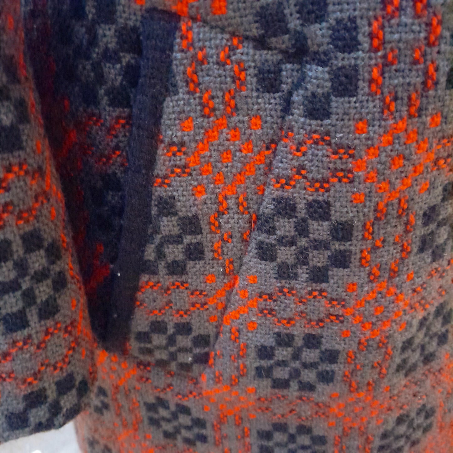 Vintage Welsh Tapestry Coat in Charcoal Grey, Red & Black Size 16