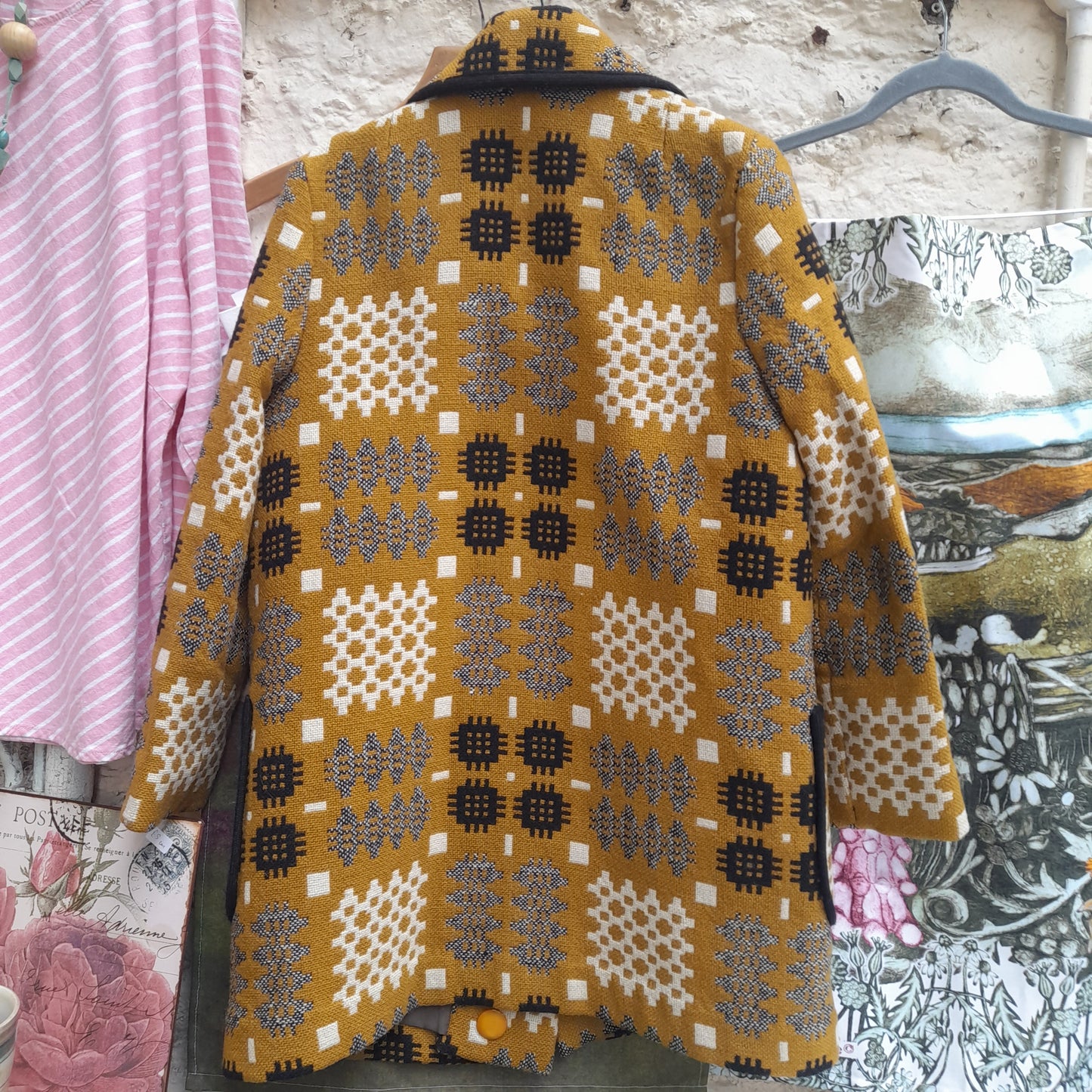 Vintage Welsh Tapestry Coat in Mustard, Black & White Caernarfonshire Design 14/16