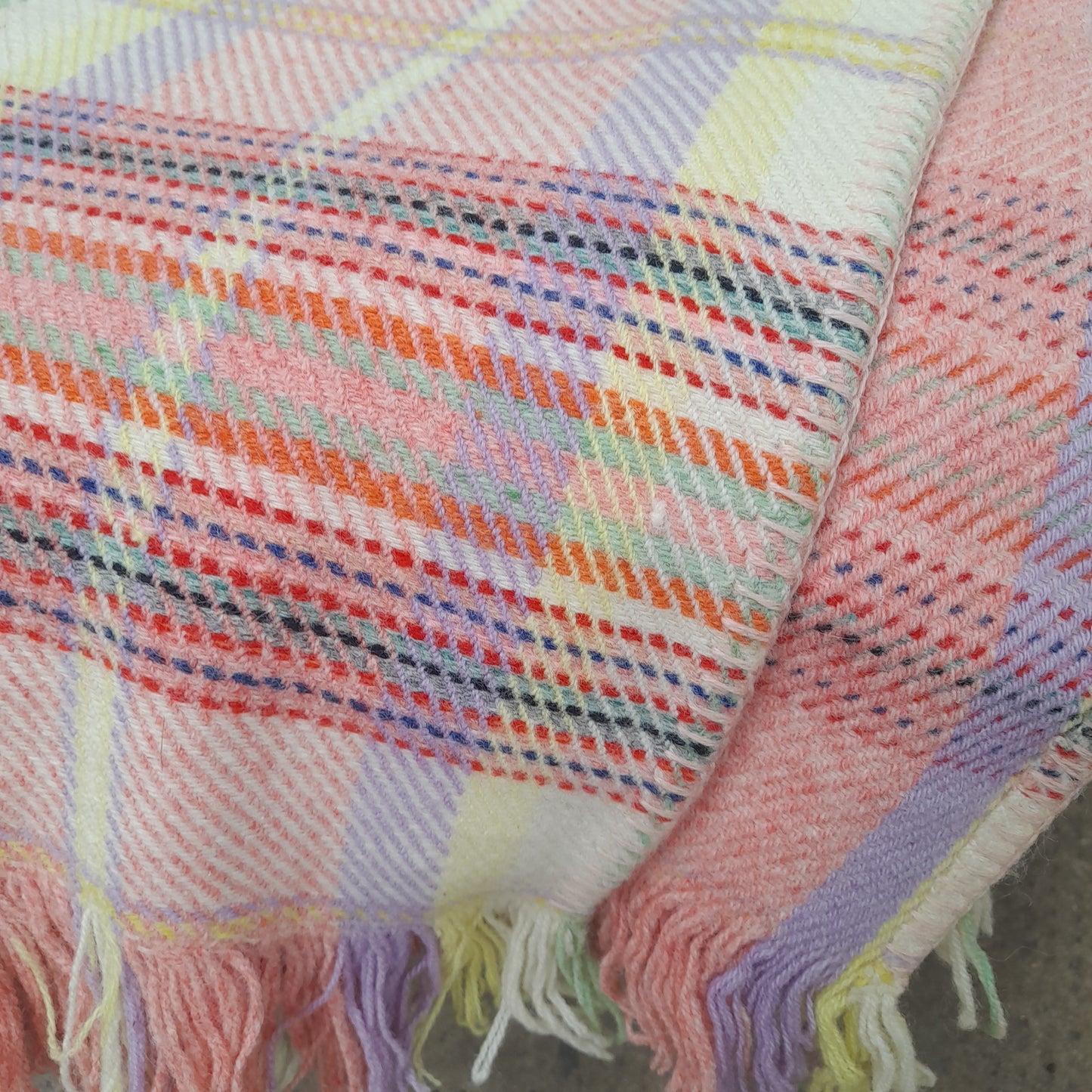 Vintage Cwmgwili Welsh Blanket in Pretty Pastels