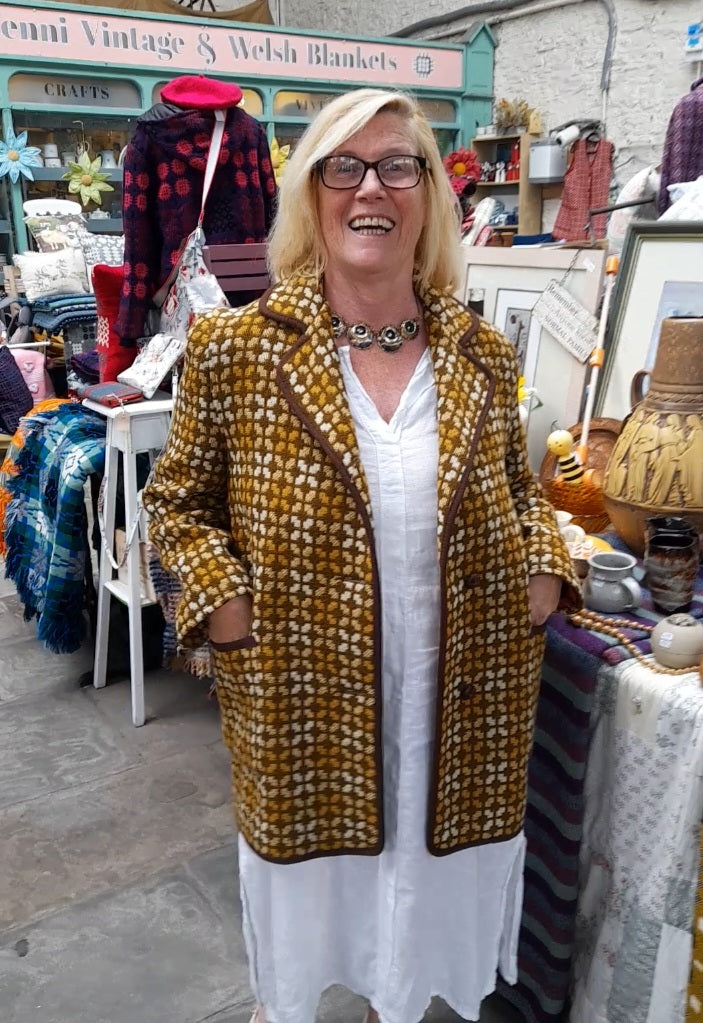Vintage Welsh Tapestry Pea Coat in Mustard, Cream & Brown Size 16/18