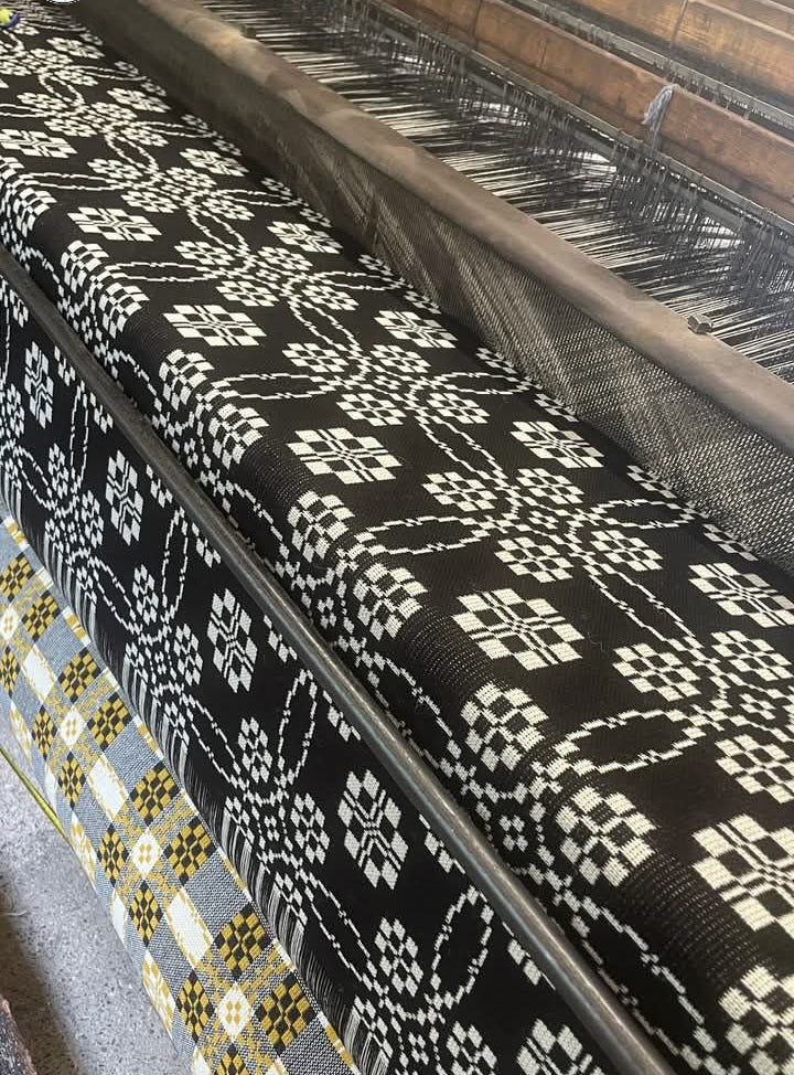 Welsh Tapestry Blanket in Charcoal Light Grey & White Penmachno Peony Design